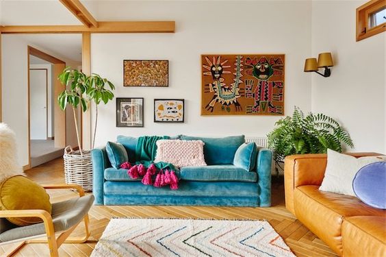 farebna sedacka pastelova