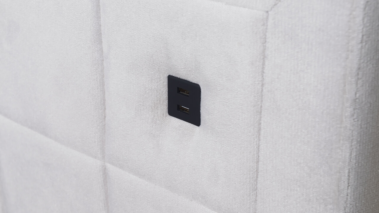 Rohová sedačka GABIO III USB konektory